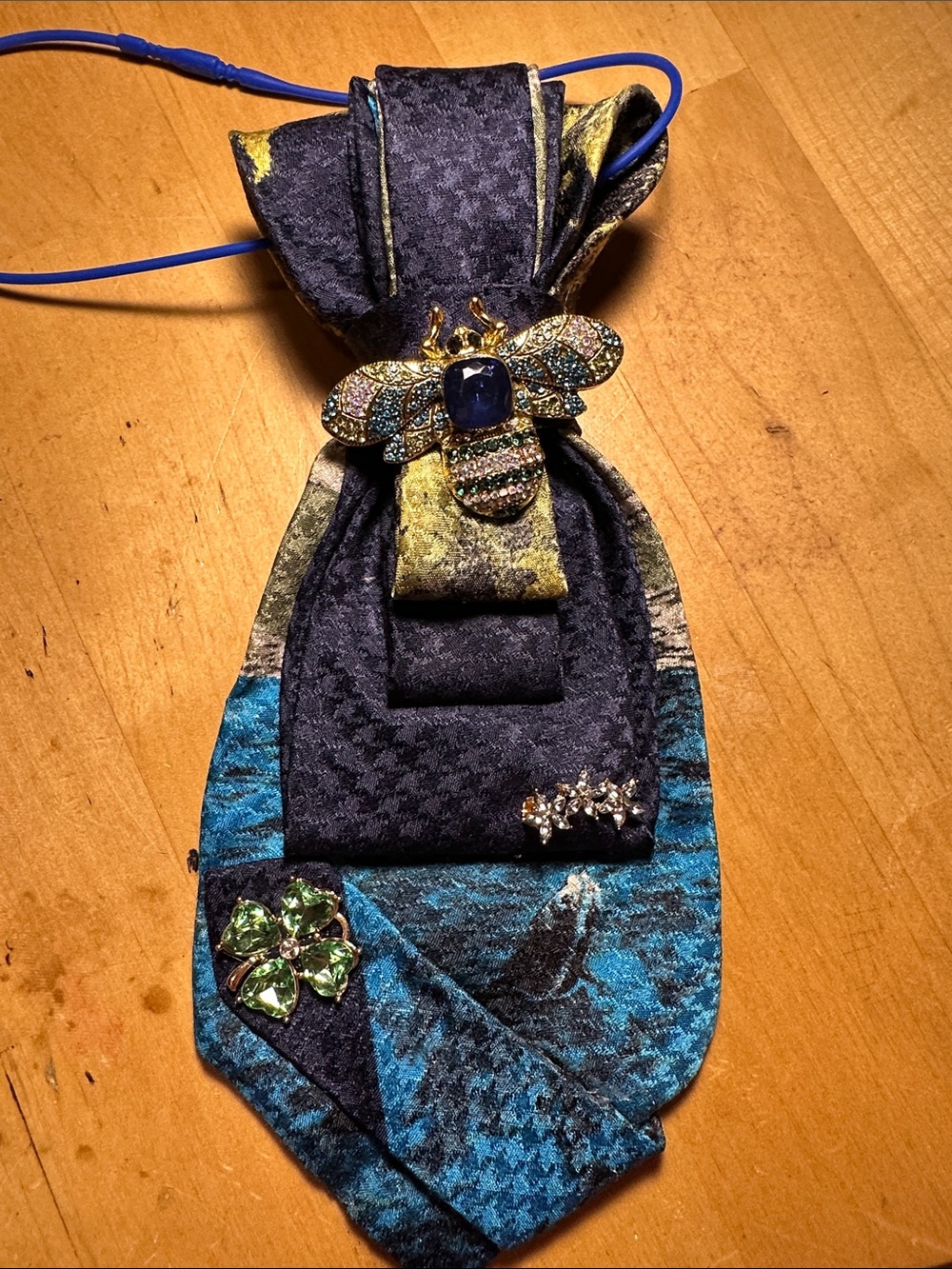 Women’s Blue & Yellow Decorative Necklace Tie with Bee Brooch